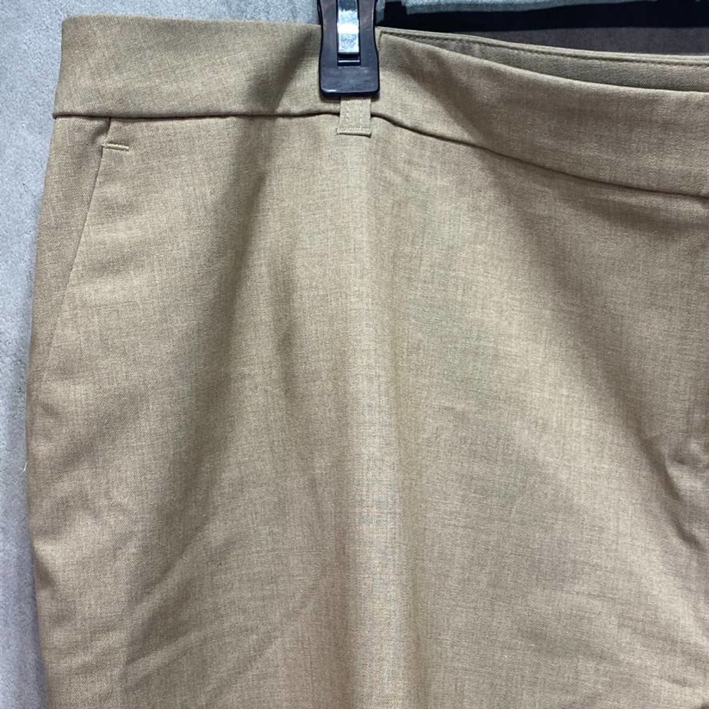 Charter Club Plus Size Beige Slim Leg Ankle - Picture 9 of 13